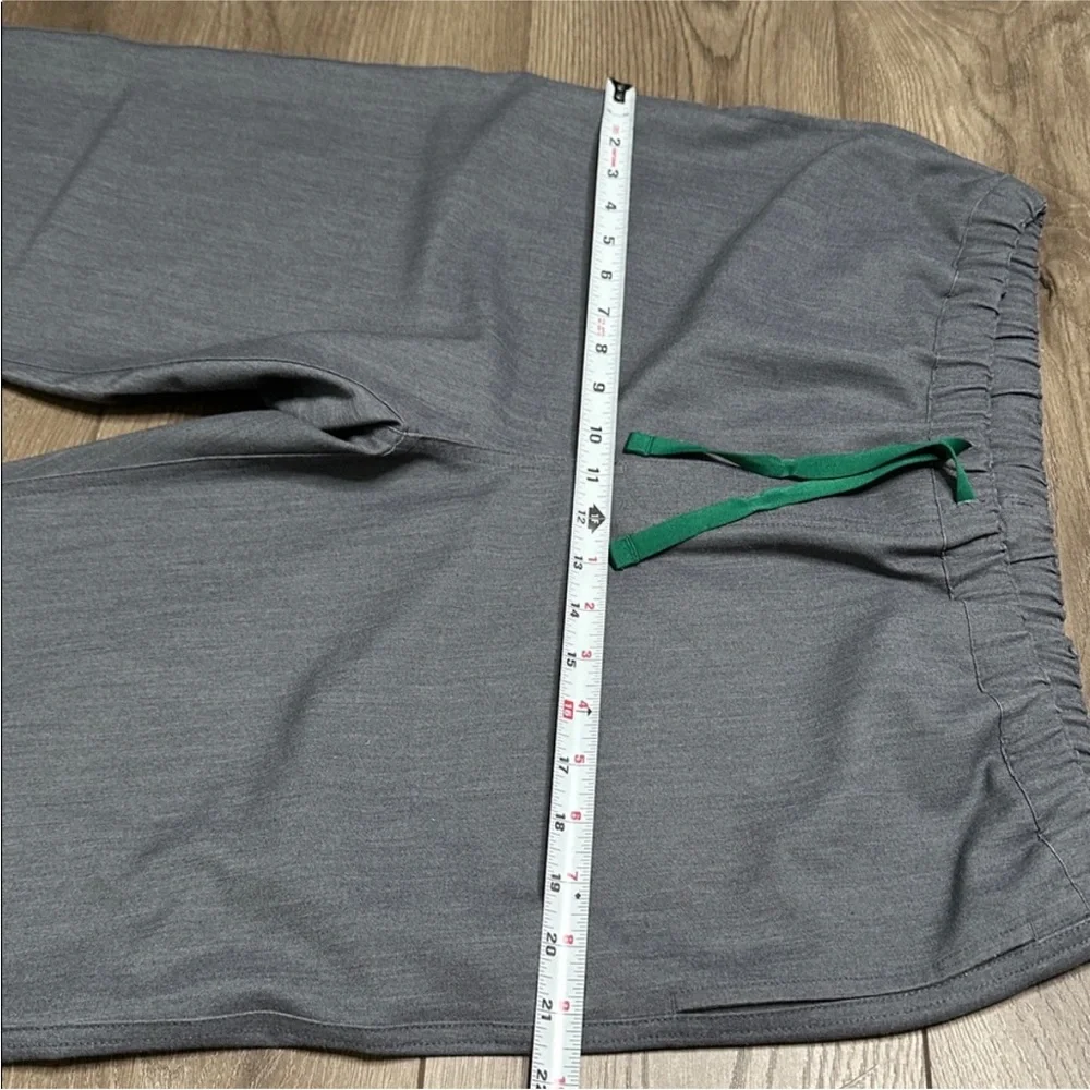 Figs Pisco Basic Gray Scub Pants‎ Size Large